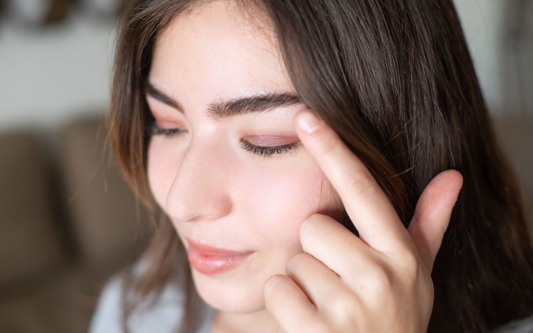 Is It Dry Eye or Allergies? How to Tell the Difference