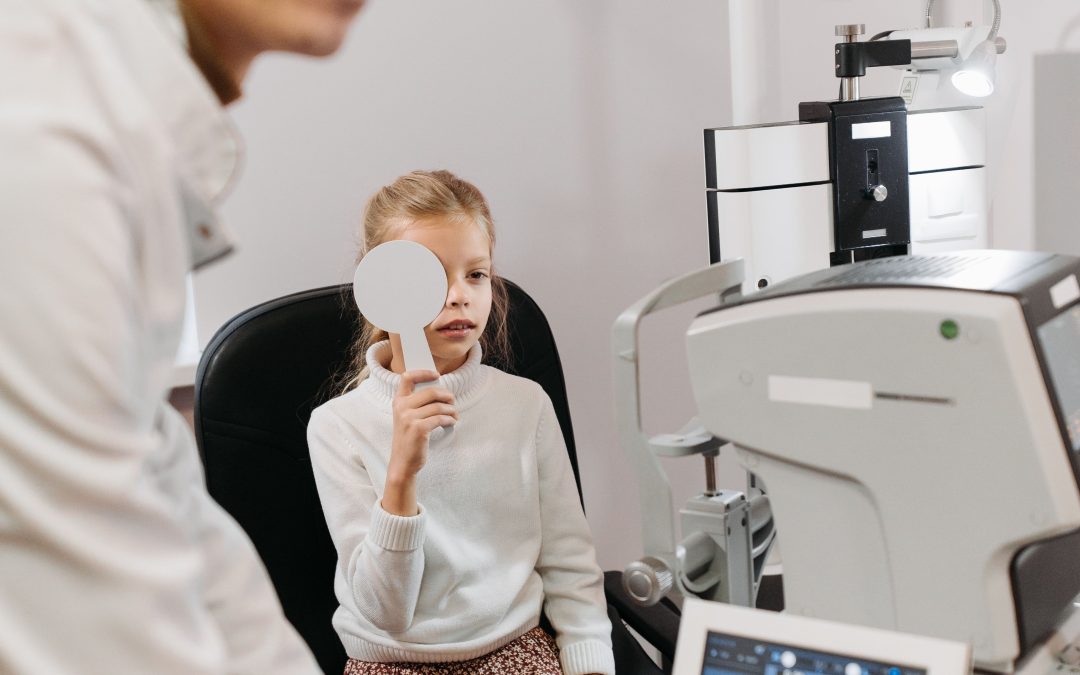 Your Child’s First Eye Exam: Milestones and What to Expect